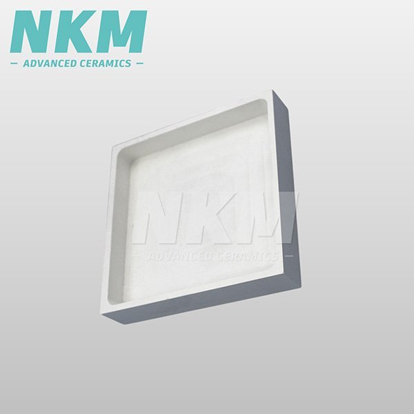 Superior Dielectric Strength and Resistivity BN Ceramic